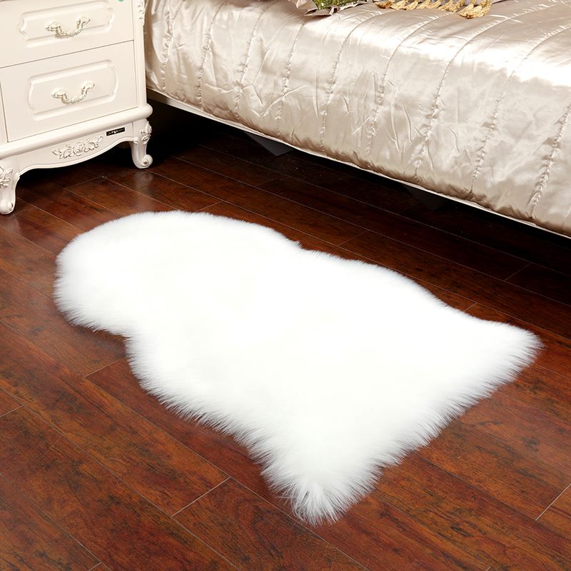 Lässiger Wohnzimmer Teppich Multi-Farb-einfacher Bereich Teppich Faux Fell nicht rutschfestem Innenteppich