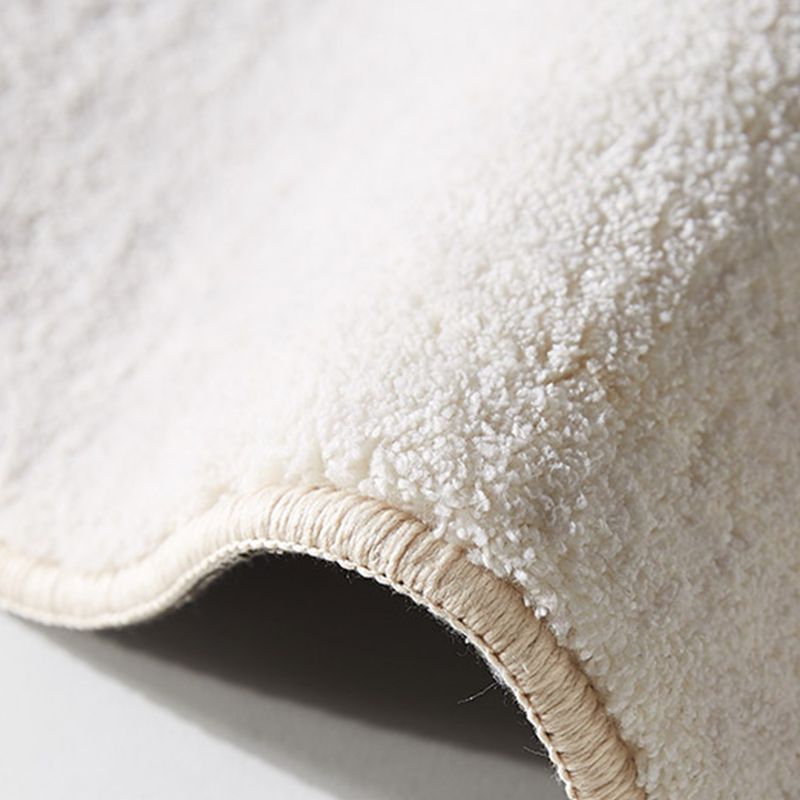 Chic White Area Rug Stripe Pattern Modern Area Carpet Polyester Non-Slip Backing Rug for Living Room