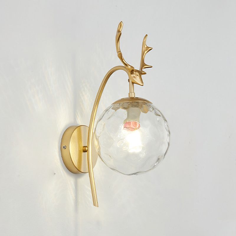 Lámpara de lámparas de apliques de pelota de vidrio de estilo simple Lámpara de pared de asta de una cabeza para dormitorio