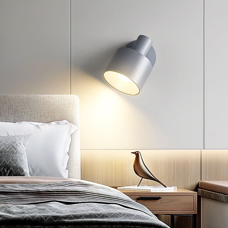 Single Polished Finish Contemporary Wall Mounted Sconce Metal Wall Light for Foyer