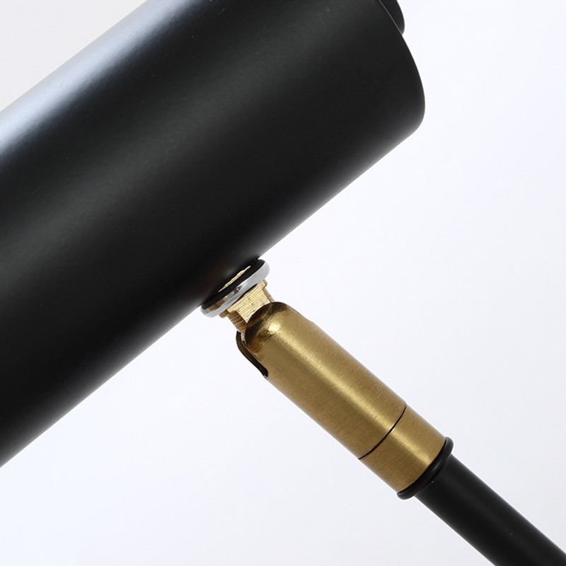 Modern Single Black/Golden Wall Mounted Sconce Metallic Wall Light for Bedroom