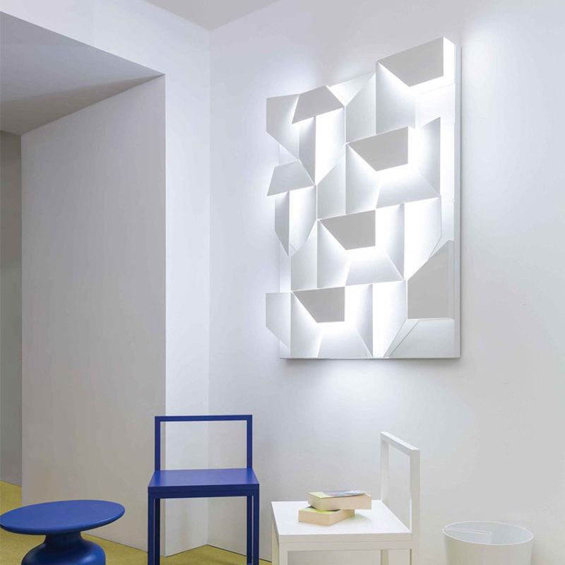 Modern Rectangle LED Wall Mount in Mate White Finish Geometric Wall Lighting