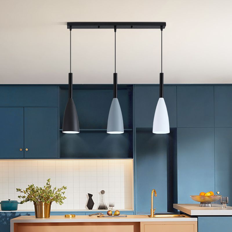 Lámpara de suspensión de 3 luces de tono de metal de estilo macarrón