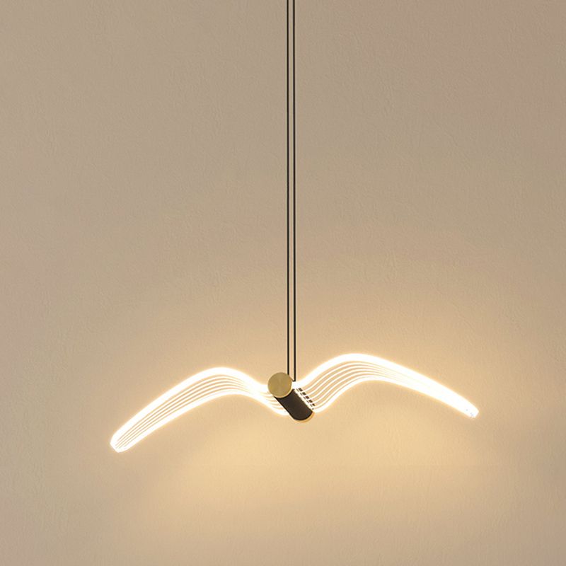 Iluminación de suspensión en forma de pájaro lámpara colgante de acrílico acrílico en latón en latón