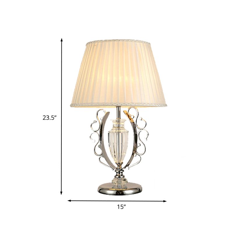 Lampada da lettura moderna a forma di urna in cristallo tagliato a mano a 1 testa, lampada da comodino in cromo