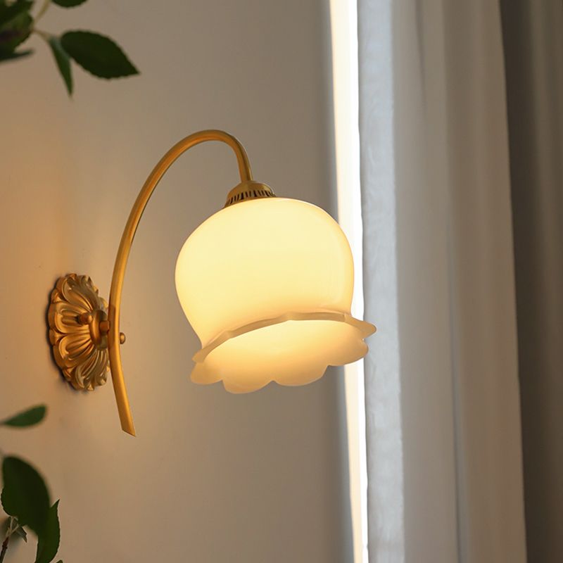 Resin Shade Wall Lights Modern Style Wall Mounted Sconce for Bedroom