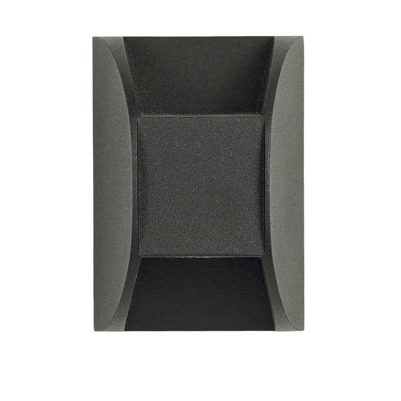 Prononi murali minimalisti contemporanei su e giù per il corridoio del portico