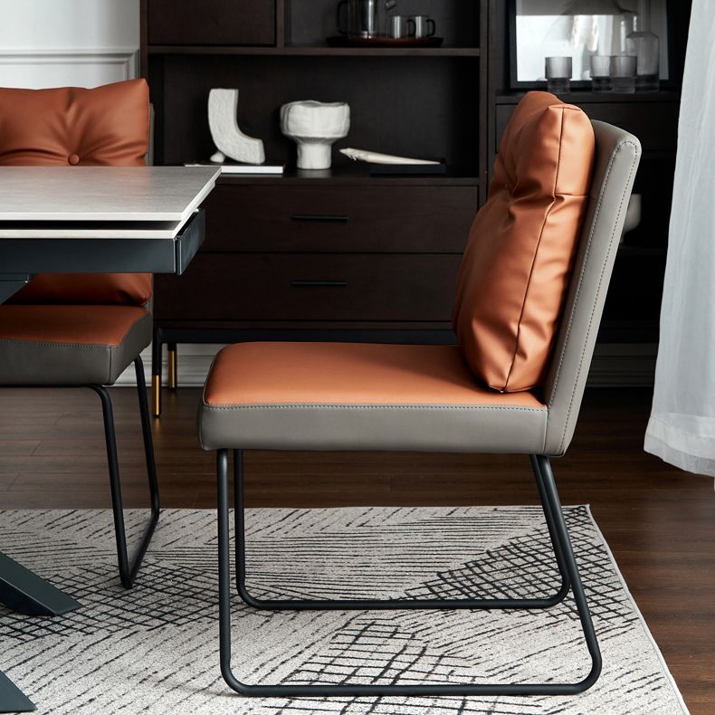 Ensemble de chaises contemporaines en métal, chaises d'appoint à dossier solide pour salle à manger (Ensemble de 2)