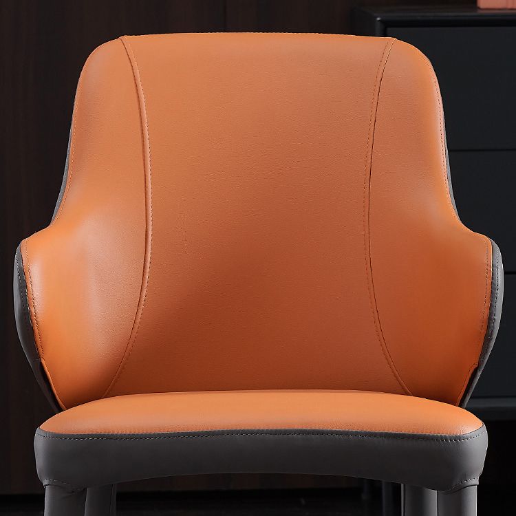 Silla de comedor de cuero contemporánea con respaldo sólido con acabado mate y sillón de hotel