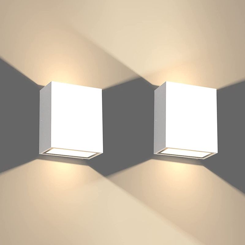 Square Shape Wall Lamp Modern Style Metal 2 Light Wall Light in Black/White