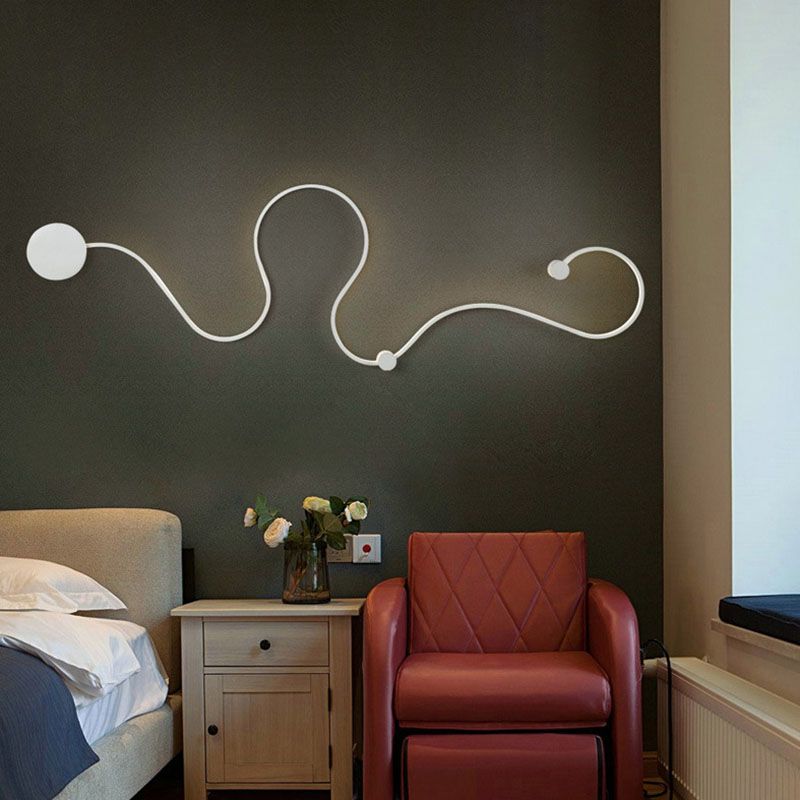 Lampada con scarpa con scarpa con scarpa con foglie contemporanea a monte a parete a parete in metallo