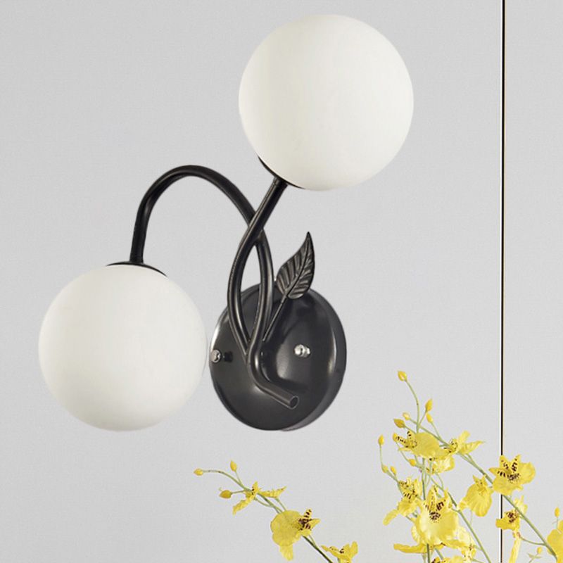 Lámpara de pared de vidrio de 2 lámparas en forma de esfera tradicional