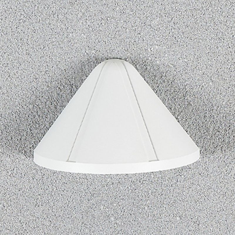 Single Modernism Black/White Wall Mounted Sconce Statement LED Wall Light