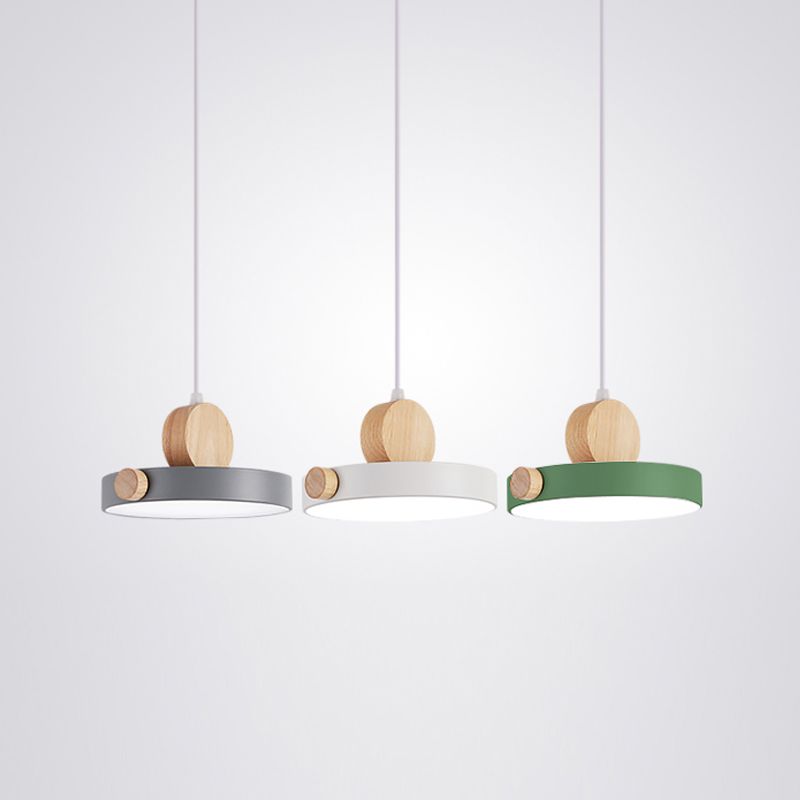 Forme de gâteau ronde Éclairage suspendu moderne Macaron Style Metal 1 Pendant léger