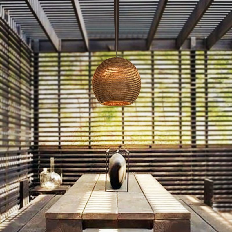 Pergamentpapier vase geformte hängende helle asiatische Single -Anhänger -Hell in Brown für das Restaurant