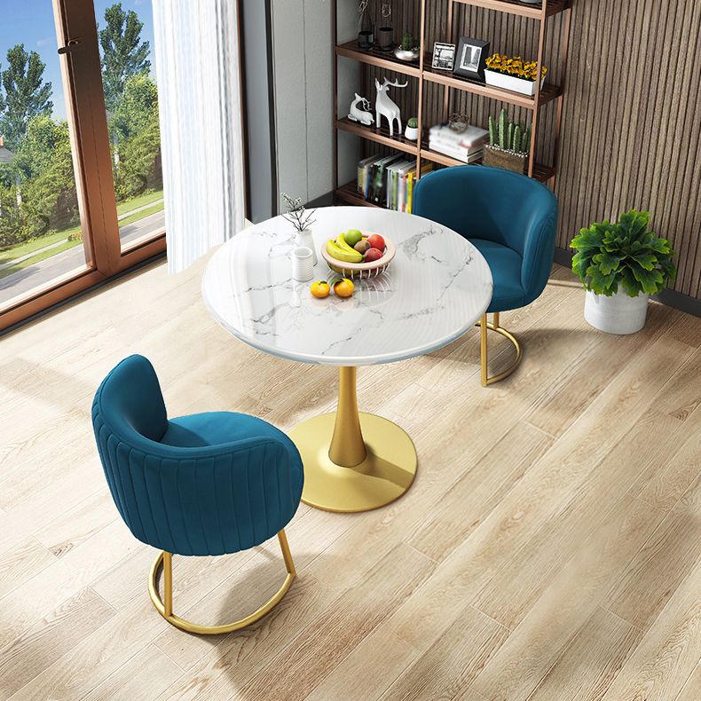 Tavolo da pranzo di lusso tradizionale in metallo da 31,5 pollici con tulipano