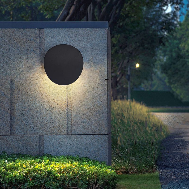 Contemporary Wall Sconce Curve Waterproof Sconce Lighting with Metal