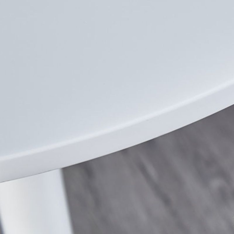 Modern Wood Table for Restaurant Round Table with Metal Pedestal