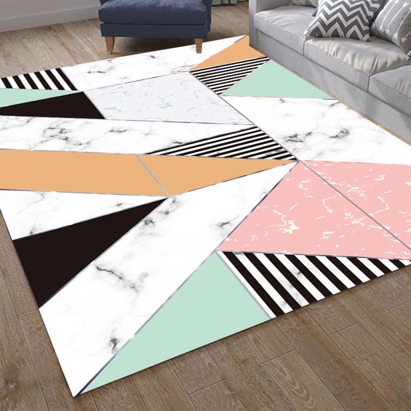 Dunkelbrauner geometrischer Druckteppich Polyester Moderner Teppich Waschbar Teppich für Wohnzimmer