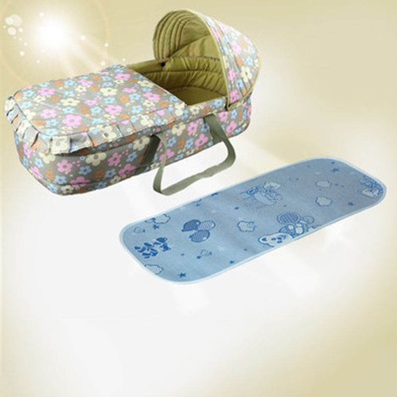 Contemporary Portable Moses Basket Oval Moses Basket with Belt