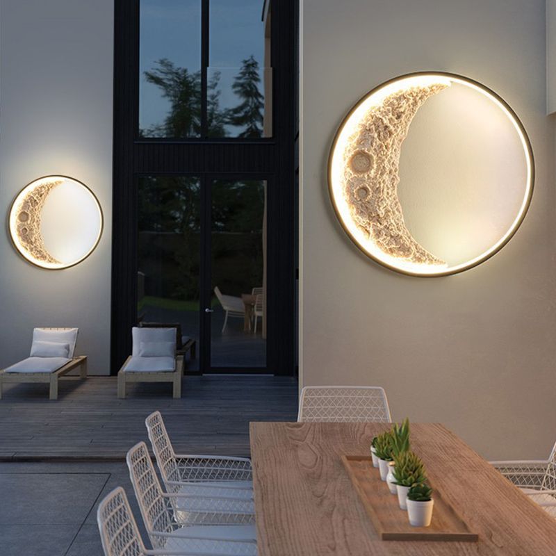 Modern Metal Wall Sconce Circle Shape Wall Light with Resin Shade for Bedroom