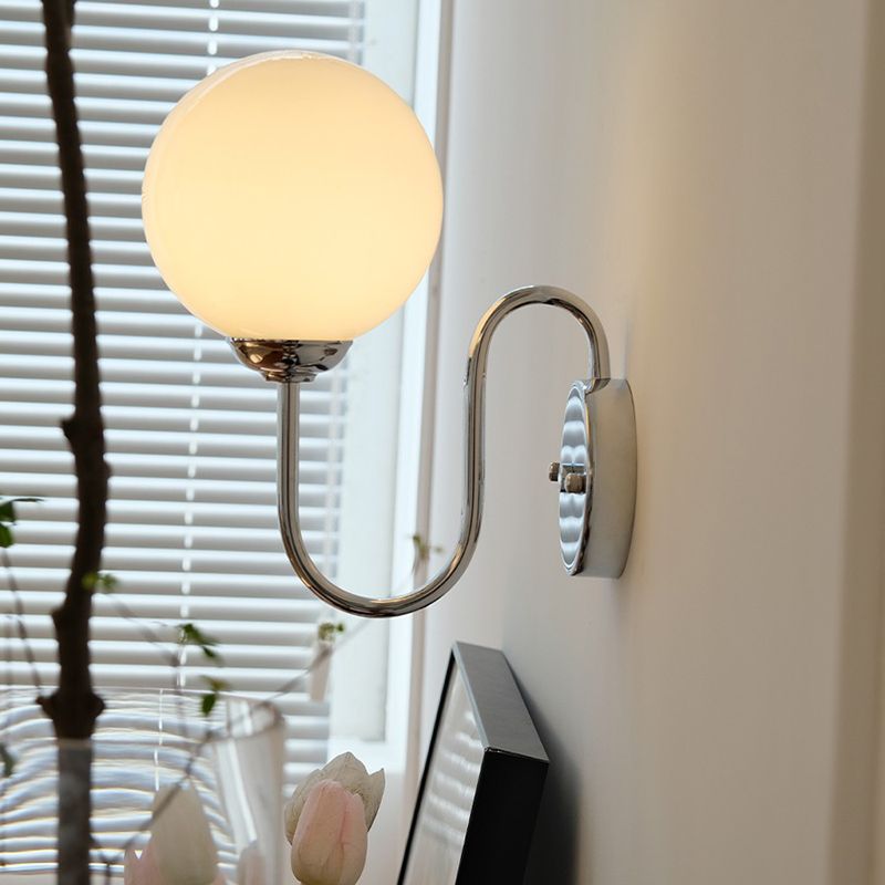 Nordic Style Wall Light Ball Shape Wall Lamp with Glass Shade for Living Room
