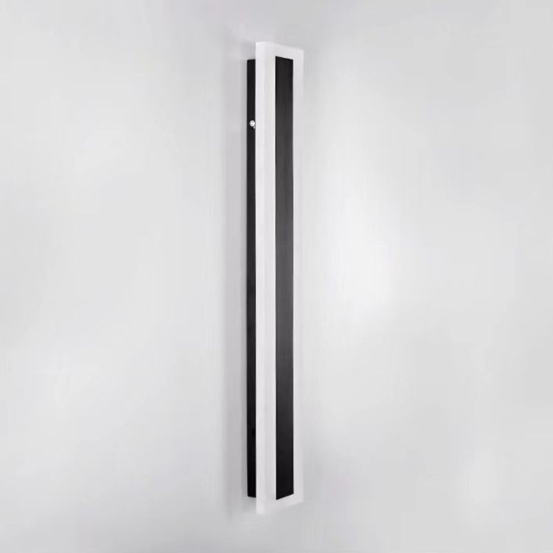 Linear Shape Metal Wall Sconces Modern 1-Light Wall Mount Light Fixture in Black