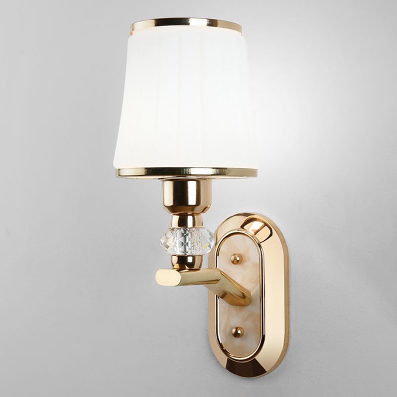 1 Licht halb geometrische Wandleuchte modern