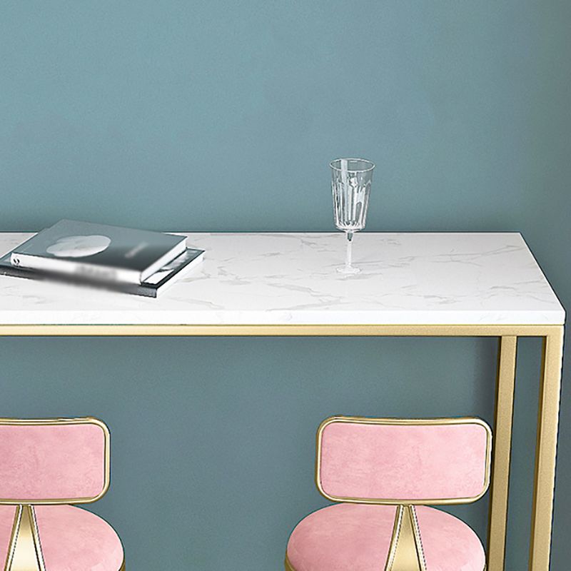 Mesa de barra de pub de pub de mármol con rectángulo glamoroso de la barra de hierro con pedestal de caballete