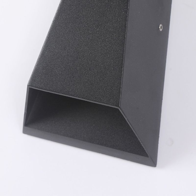 Geometric Shade Wall Lighting Modern Style Metal 2 Lights Wall Sconce Lamp