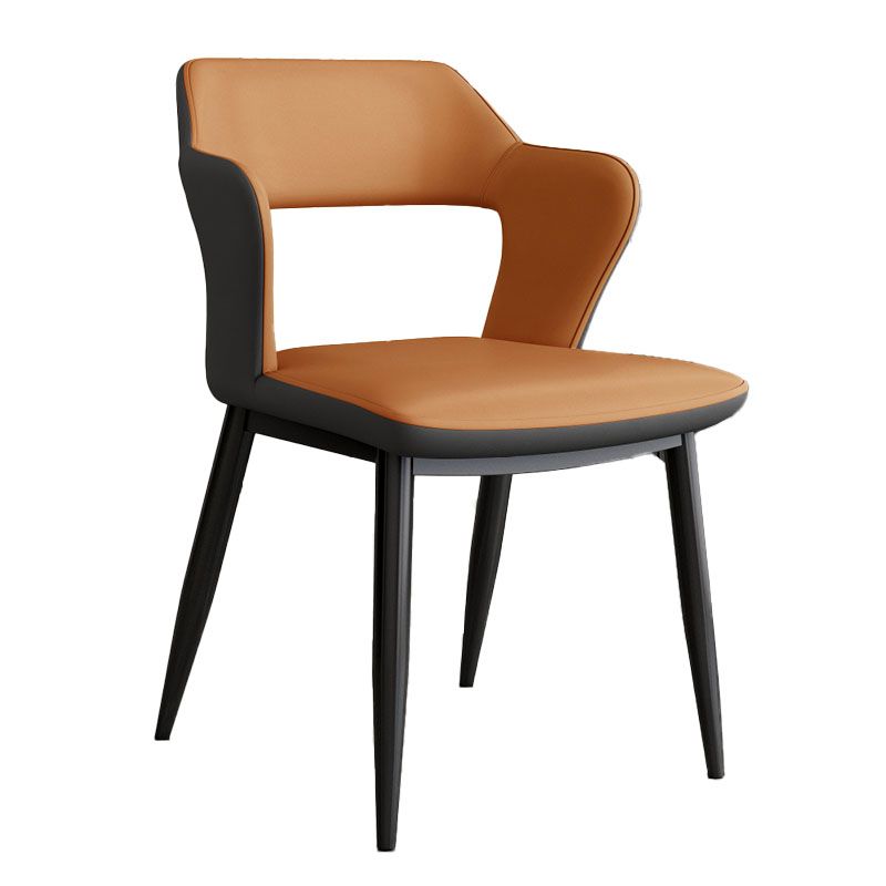 Bras arrière ouvert de style industriel dinant des chaises en cuir de Faux dinant des chaises