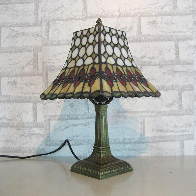 Tiffany Style Table Lamp 1-Light Desk Lamp with Glass Shade for Living Room