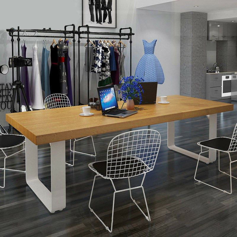 Mesa de comedor de rectángulo industrial de metal pino mesa de madera maciza con base de trineo