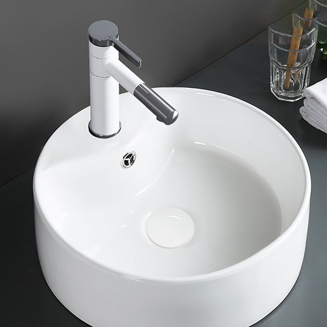 Modern Vessel Bathroom Sink Round Porcelain with Overflow Vessel Lavatory Sink