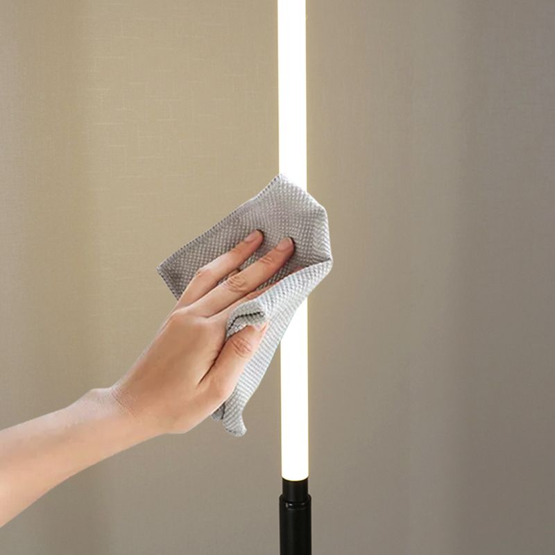 Modern Style Linear Shape Floor Lamp Metal Single Light Floor Lamp
