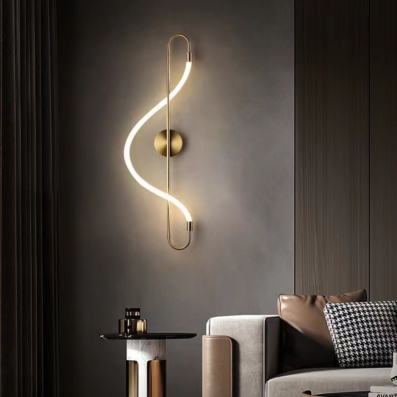 Linear Shape Metal Wall Light Modern Style 1-Light Wall Mount Lighting in Gold