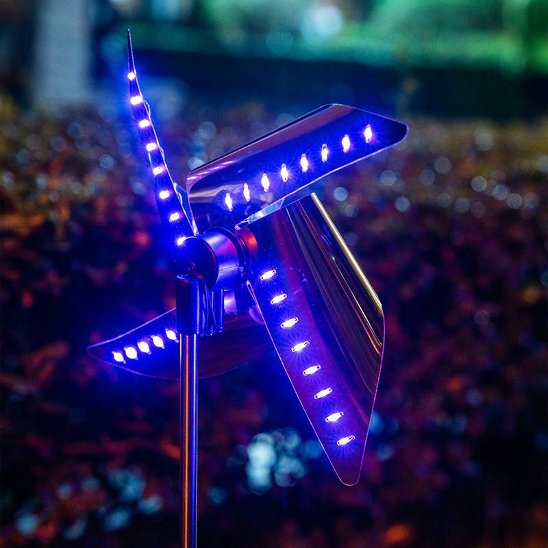 Kids Style Pinwheel Solar Stake Lamp Metallic Courtyard LED Pathway Light in Silver