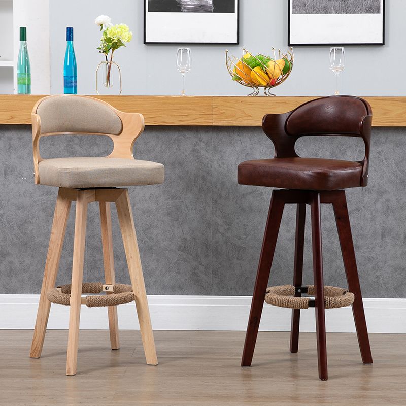 Nordischer Holz Low Rücken Barstool Schwenkerner hoher Hocker mit Polster
