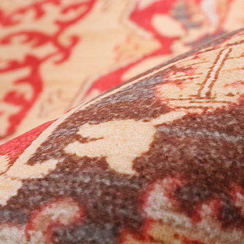 Red Tone Traditional Rug Retro Flower Print Carpet Stain Resistant Carpet for Living Room