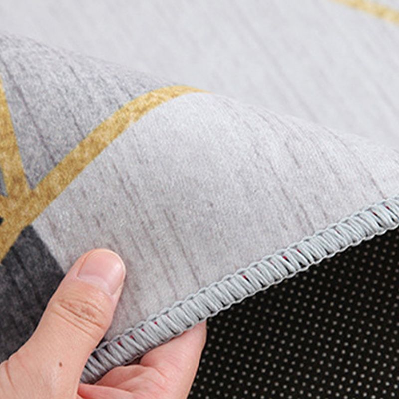 Apricot Abstract Print Rug Polyester Simple Rug Non-Slip Backing Rug for Living Room