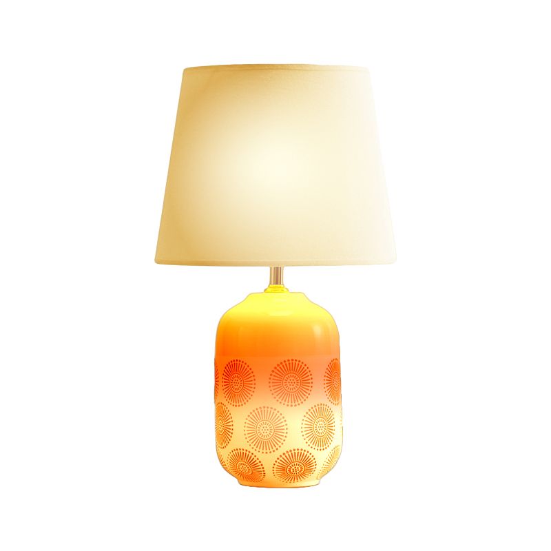 Keramische taps toelopende tafellamp minimaal 1 lamp wit/roze afwerking nachtlicht met stofschaduw voor woonkamer