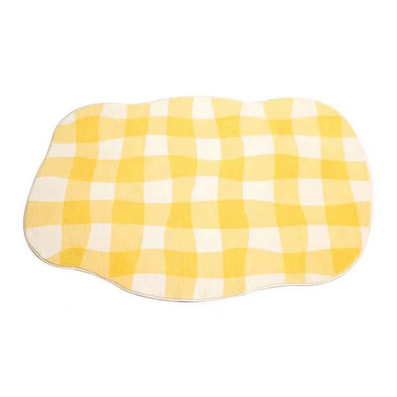 Yellow Check Rug Polyester Simple Rug Stain Resistant Rug for Home Decor