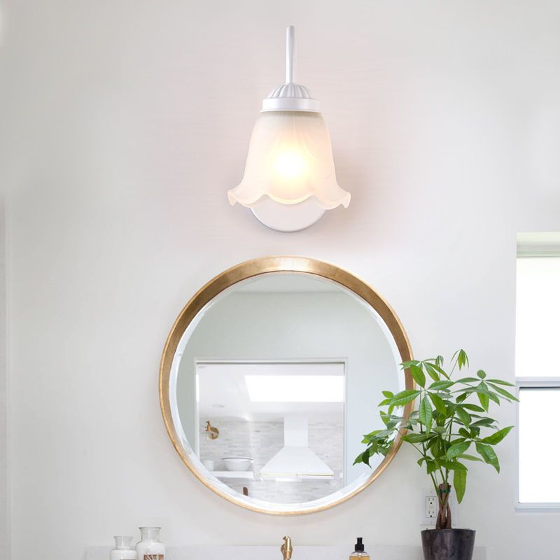 Glass Wall Lighting Fixture Bell Shaped Traditional Style Wall Mount Light Fixture