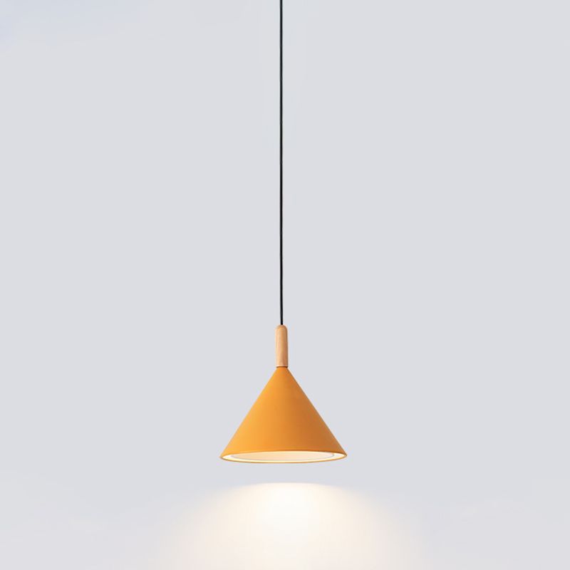 Modern Hanging Lamps 1 Head Pendant Light with Iron Shade for Living Room Bedroom