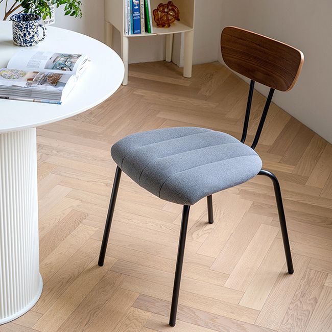 Nordic Style Solid Wood Dining Room Chair Open Back Dining Side Chair for Home Use