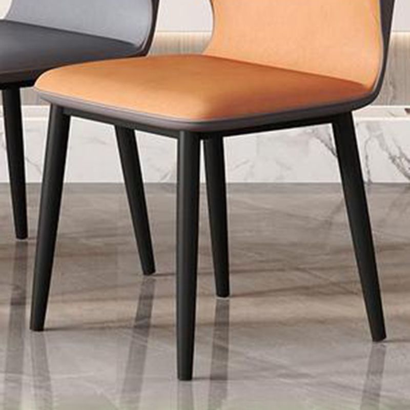 Restaurante contemporáneo Wingback Silla lateral Sillas de comedor de cuero con patas negras