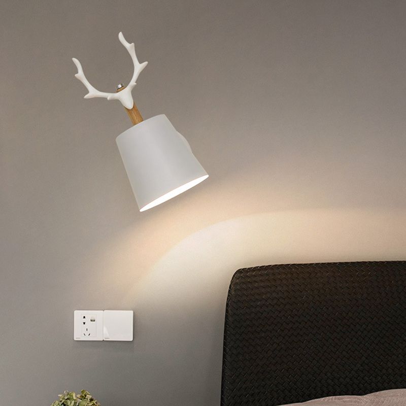 1-Light Tapered Wall Light Sconce Modern Style Metal Wall Lighting