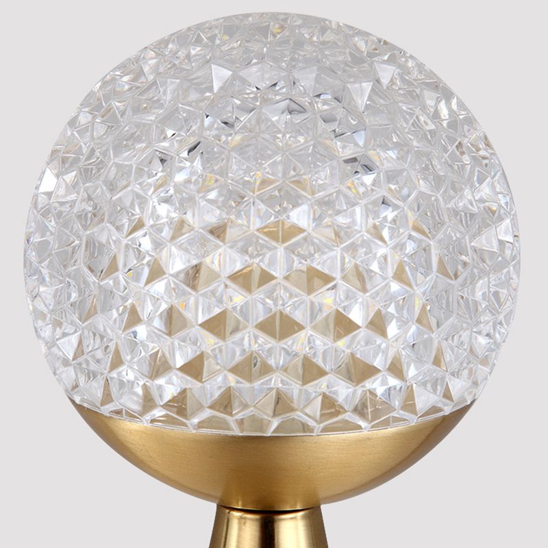 Lampada per palla da letto postmoderna e cono Night Acrilico Acrilico a bulbo singolo Luce