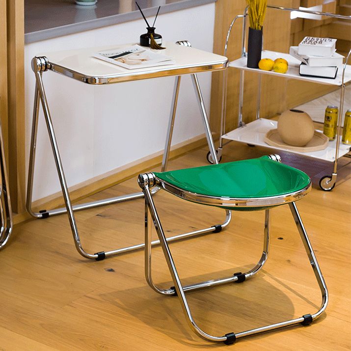Modern Style Dining Chair Plastic Folding Side Chair for Dining Room