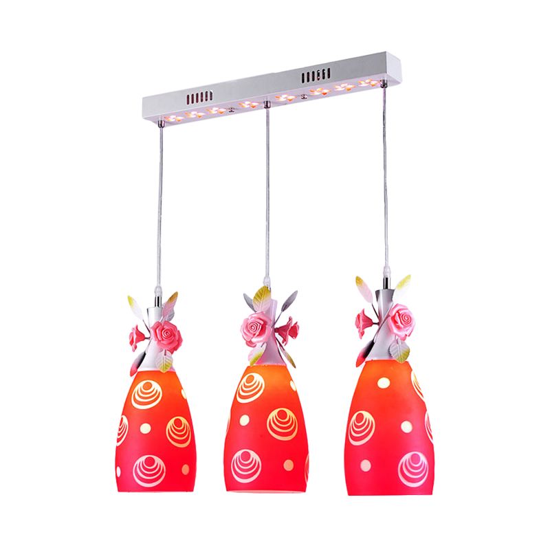 Zeitgenössische Weinflasche Multi-Decken-Licht 3-Kopf-Rotglas-Federung mit Blumendeko